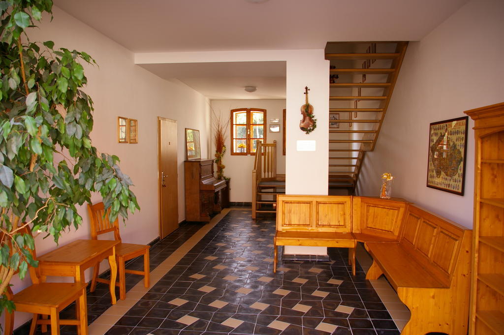 Dolni Zandov Penzion Mansky Dvur מראה חיצוני תמונה