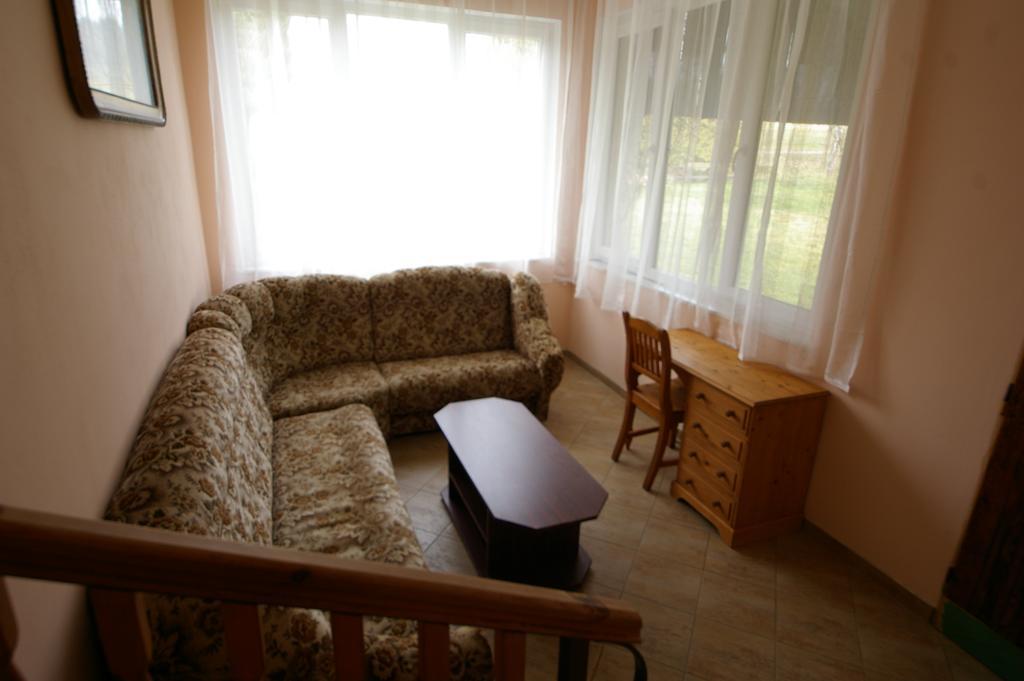 Dolni Zandov Penzion Mansky Dvur מראה חיצוני תמונה